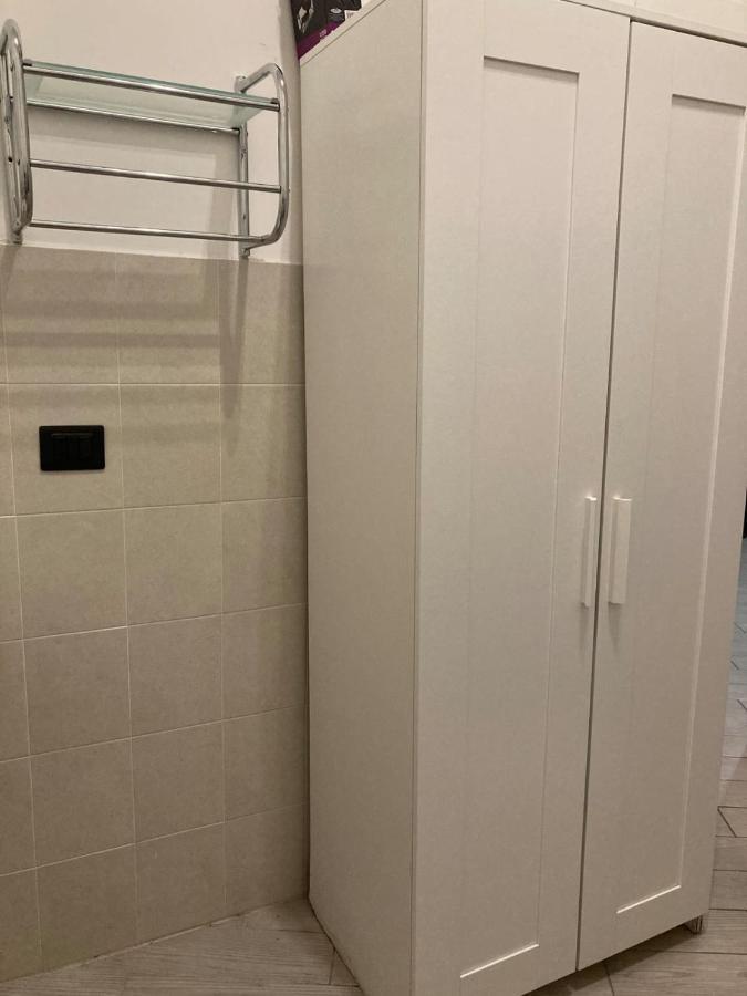 Il Filo Di Claudia Appartement Savona Kamer foto