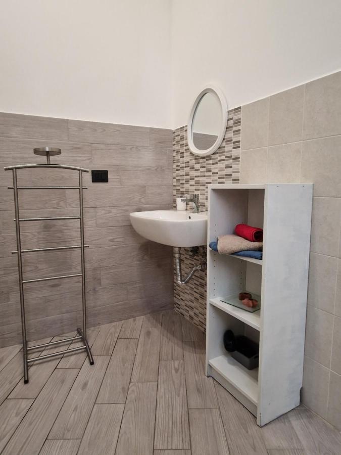 Il Filo Di Claudia Appartement Savona Buitenkant foto